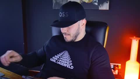 BlackWolf online show from January 8, 9:32 am