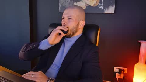 BlackWolf online show from November 24, 11:43 am