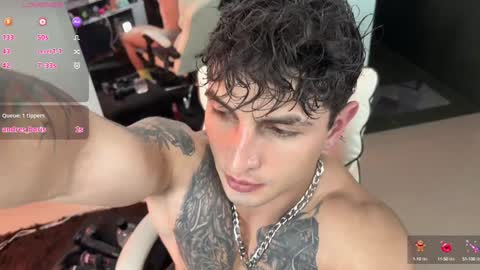 Snapshot of angeloferro1 chatting on January 26, 4:51 am Angelo Ferro online show from January 26, 4:51 am