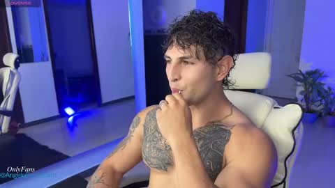 Snapshot of angeloferro1 chatting on February 23, 1:24 am Angelo Ferro online show from February 23, 1:24 am