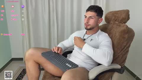 Snapshot of angeloferro1 chatting on September 18, 2:02 am Angelo Ferro online show from September 18, 2:02 am