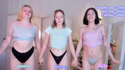 Snapshot of angels__club chatting on December 14, 10:24 am Jasmin Michel Nilo online show from December 14, 10:24 am