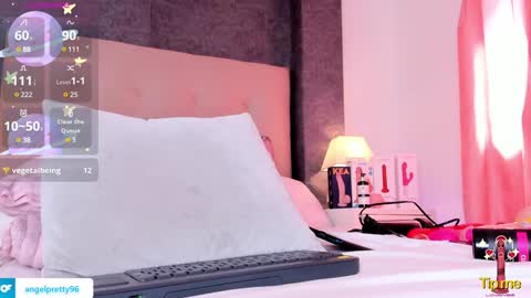 Angela online show from January 16, 5:01 pm