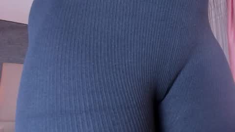 Angela online show from September 18, 12:40 pm