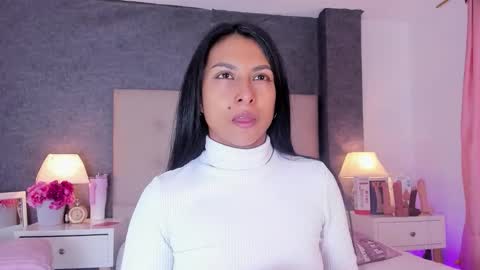 Angela online show from October 4, 12:03 pm