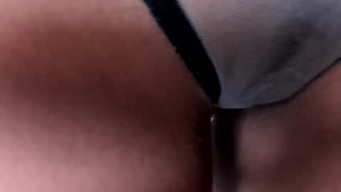 Angela online show from February 3, 1:05 pm