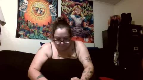 Snapshot of angelshempire420 chatting on February 26, 10:53 pm Angel and Mark online show from February 26, 10:53 pm
