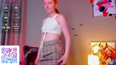 Snapshot of angelwise chatting on October 30, 2:57 am angelwise online show from October 30, 2:57 am