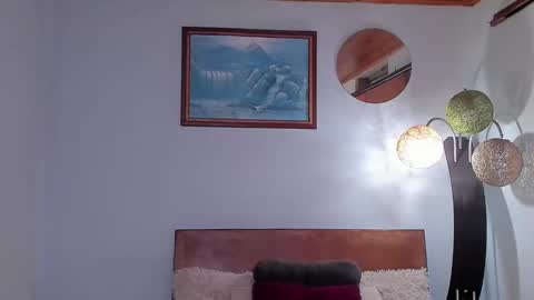 Angel Fox online show from February 25, 1:39 pm