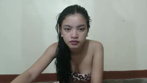 angelxmills online show from February 22, 11:14 pm