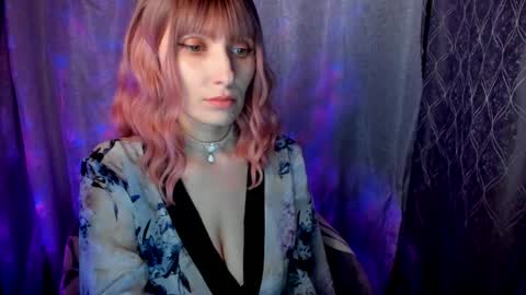 Snapshot of angely_jelly chatting on January 7, 12:45 am Angie online show from January 7, 12:45 am