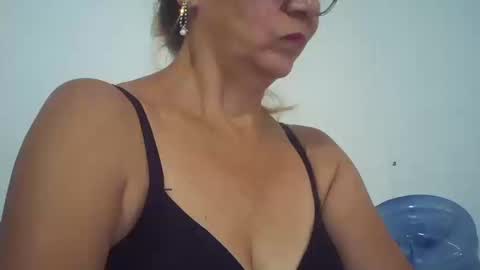 Snapshot of angelycute476334 chatting on October 17, 10:34 pm angelycute476334 online show from October 17, 10:34 pm