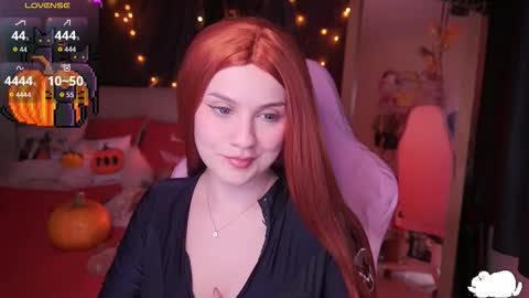 Snapshot of angelytaxx chatting on November 24, 12:10 am Angel online show from November 24, 12:10 am