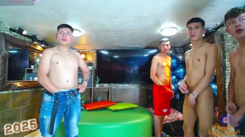 Snapshot of anghelytos chatting on December 20, 6:45 pm anghelytos online show from December 20, 6:45 pm