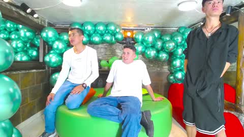 Snapshot of anghelytos chatting on February 2, 7:35 pm anghelytos online show from February 2, 7:35 pm