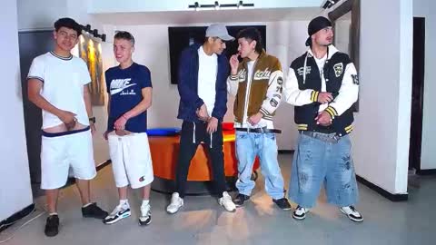 Snapshot of anghelytos chatting on November 21, 12:59 pm anghelytos online show from November 21, 12:59 pm