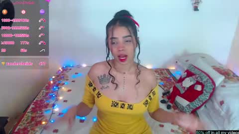 Snapshot of angielee01 chatting on December 29, 8:48 pm Angie y Andres online show from December 29, 8:48 pm