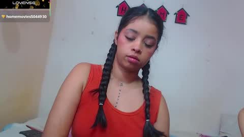 Snapshot of angielee01 chatting on February 25, 1:50 pm Angie y Andres online show from February 25, 1:50 pm
