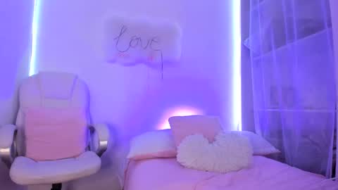 Snapshot of angiiebylpz chatting on January 14, 11:48 pm violeth lopez online show from January 14, 11:48 pm