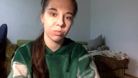 Angel Cute online show from April 15, 9:15 pm