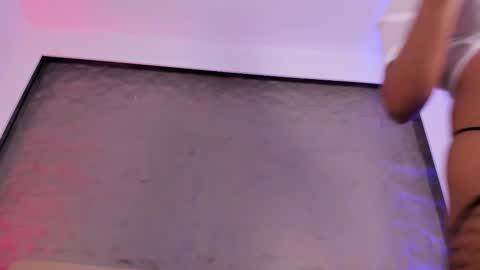 Snapshot of angy_avila chatting on October 9, 11:52 am angy_avila online show from October 9, 11:52 am