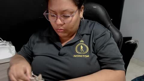 angy online show from February 26, 11:48 pm