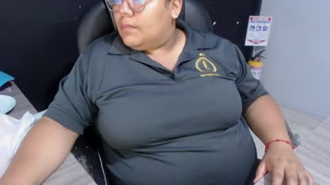 angy online show from April 8, 12:38 pm