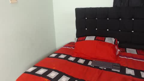 Snapshot of ani_damian22 chatting on October 31, 5:08 am ani_damian22 online show from October 31, 5:08 am