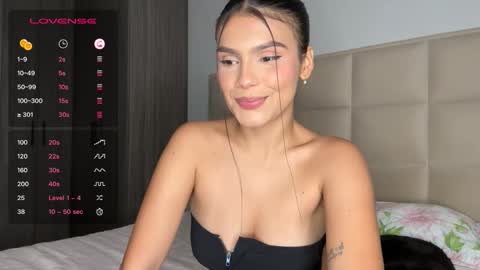 Snapshot of aniebby chatting on October 30, 6:48 am ANGIE online show from October 30, 6:48 am