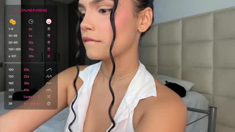 Snapshot of aniebby chatting on December 3, 3:58 am ANGIE online show from December 3, 3:58 am