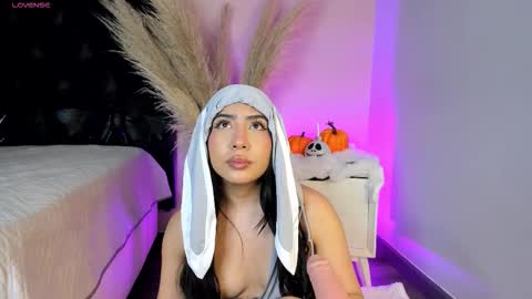 Snapshot of aniie_west chatting on October 22, 5:08 am aniie_west online show from October 22, 5:08 am