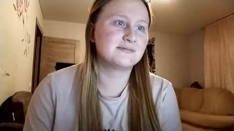 Anika online show from December 4, 11:02 pm