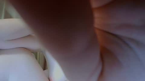 Snapshot of anikabloom chatting on February 5, 12:53 am anikabloom online show from February 5, 12:53 am