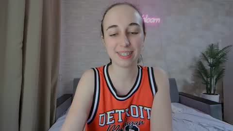 Snapshot of anikabloom chatting on February 13, 7:56 am anikabloom online show from February 13, 7:56 am