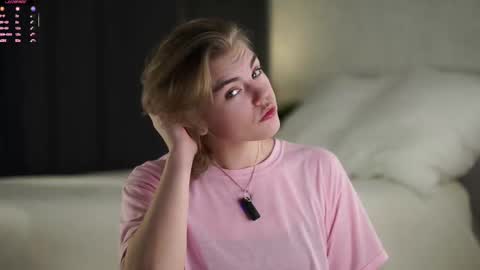 AnishaVivo online show from December 16, 12:21 pm