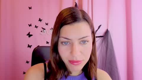 Anni online show from November 9, 3:43 pm