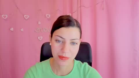 Anni online show from February 18, 5:47 am