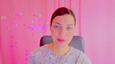 Anni online show from March 30, 1:01 pm