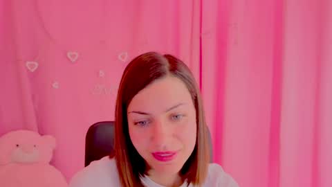 Anni online show from April 20, 1:58 pm