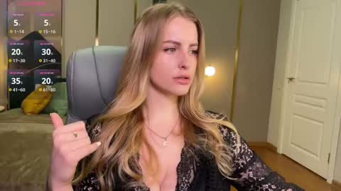 Snapshot of anita_blairr chatting on February 21, 1:17 am Anita online show from February 21, 1:17 am