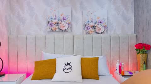 Dania Lpez online show from October 22, 4:13 am