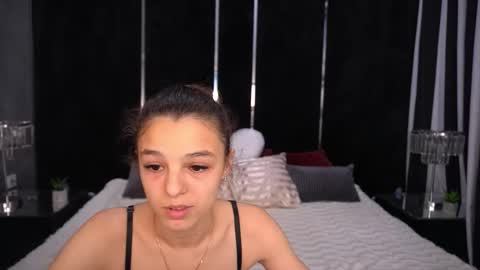 Snapshot of anitabambie chatting on December 16, 2:44 pm Anita online show from December 16, 2:44 pm