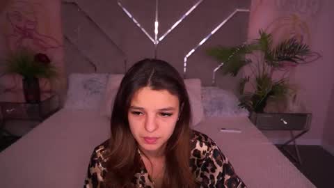 Snapshot of anitabambie chatting on February 5, 7:02 am Anita online show from February 5, 7:02 am