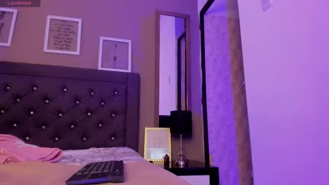 Snapshot of anitafox_ chatting on November 24, 9:36 pm Anitafoxx online show from November 24, 9:36 pm