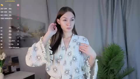 Anita online show from October 20, 4:07 pm