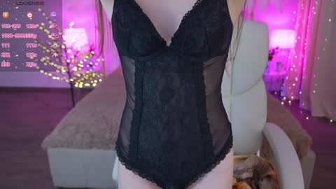 anittarays online show from January 10, 9:55 am