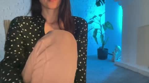 Anje online show from December 8, 8:58 pm