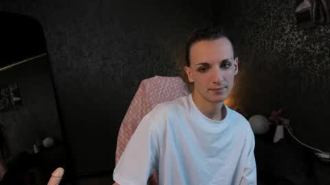 Angel online show from March 7, 6:38 pm