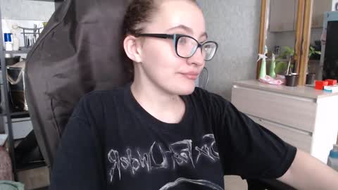 Nameless online show from December 3, 5:31 am