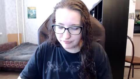 Snapshot of ankey_rayah chatting on November 9, 6:44 am Nameless online show from November 9, 6:44 am